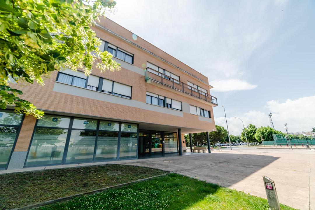 Micampus Logrono Student Residence Exteriér fotografie