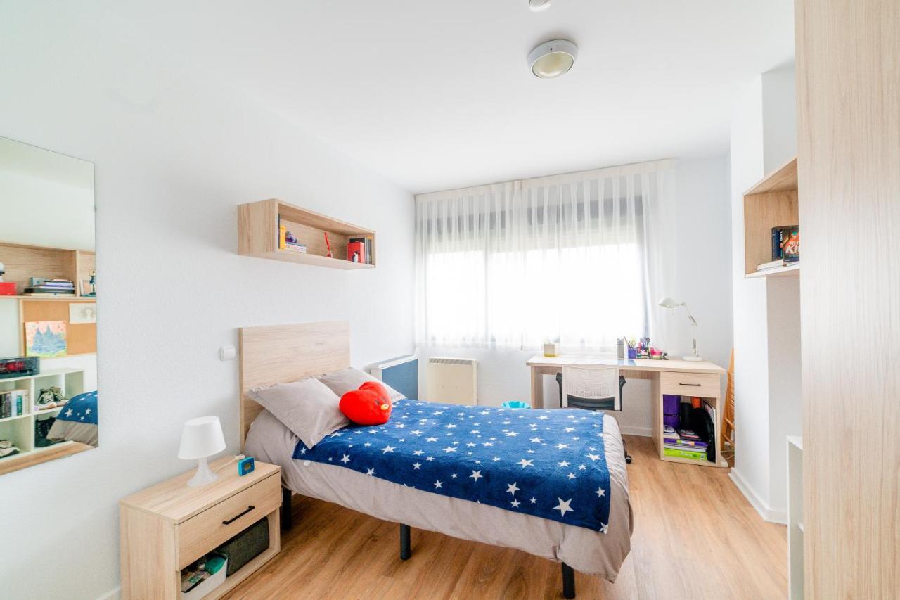 Micampus Logrono Student Residence Exteriér fotografie