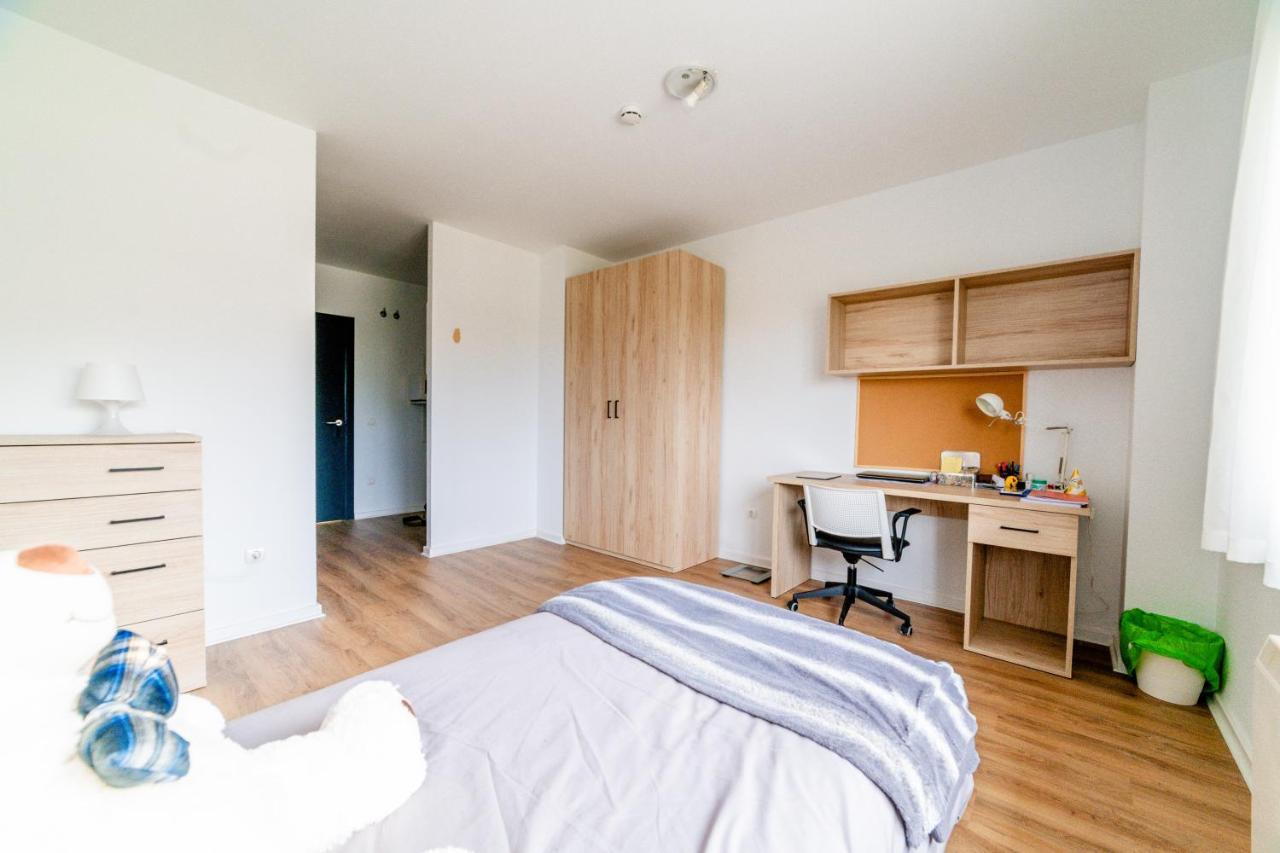 Micampus Logrono Student Residence Exteriér fotografie
